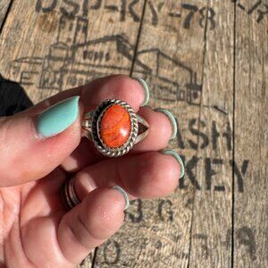 Sterling Silver Red Spiny Oyster Ring – Size 8